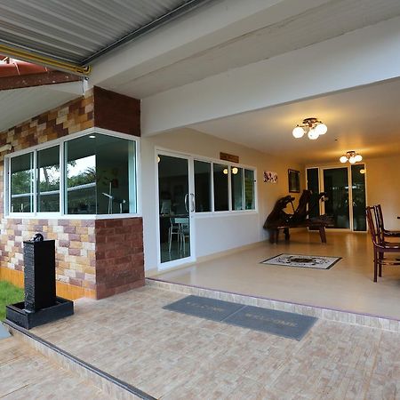 Baan Bangrak Residence Trang Eksteriør bilde