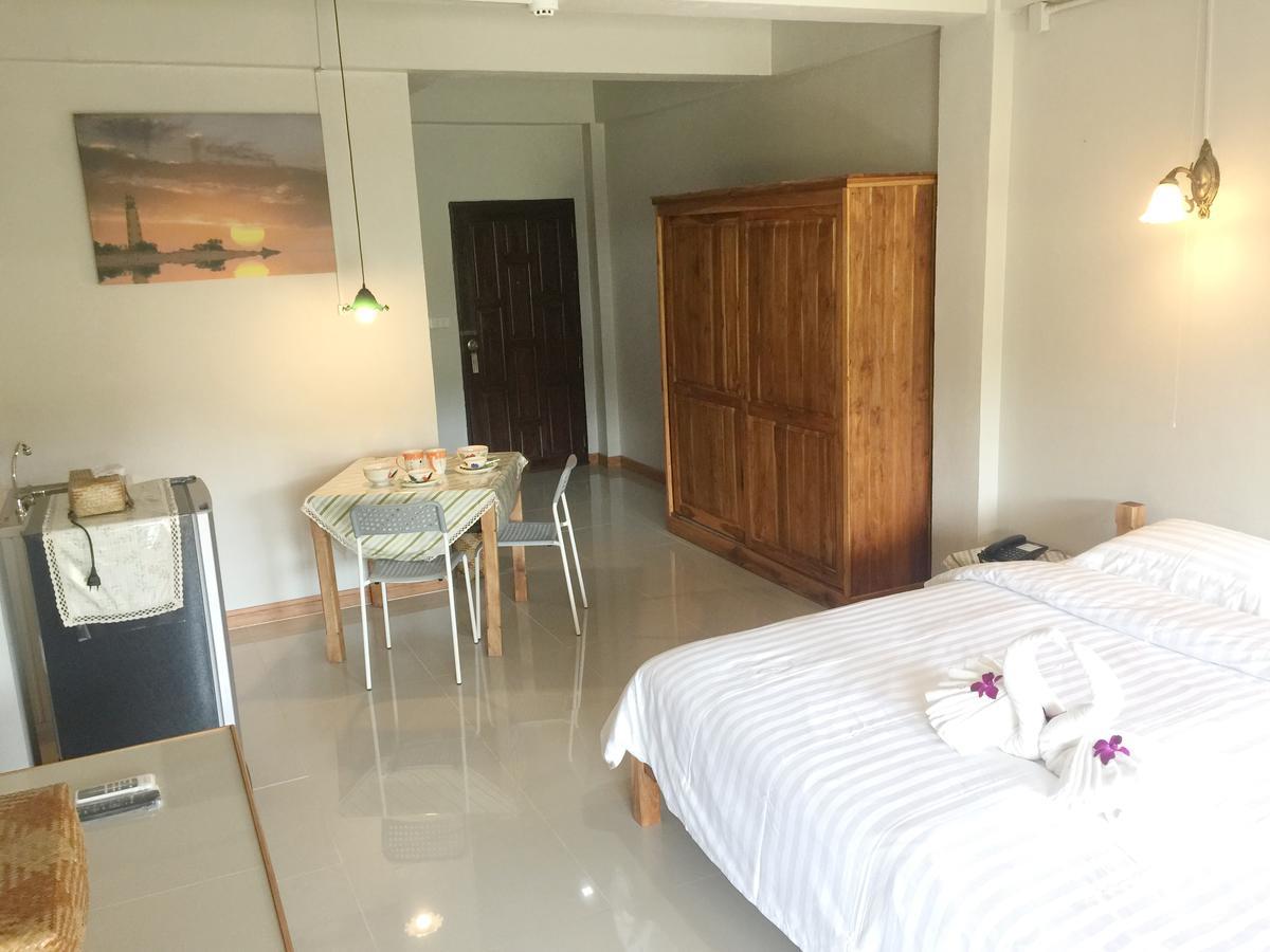 Baan Bangrak Residence Trang Eksteriør bilde
