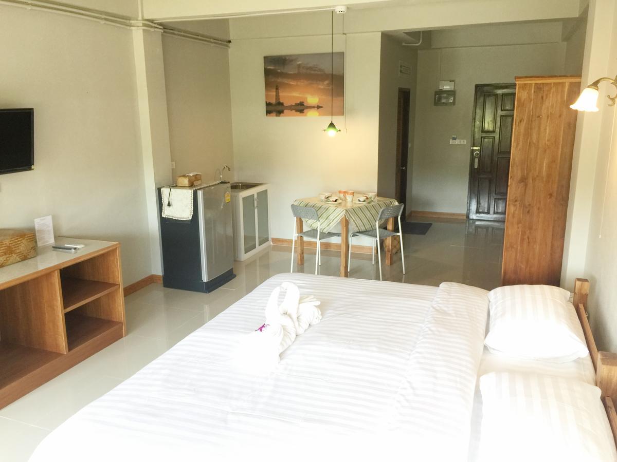 Baan Bangrak Residence Trang Eksteriør bilde