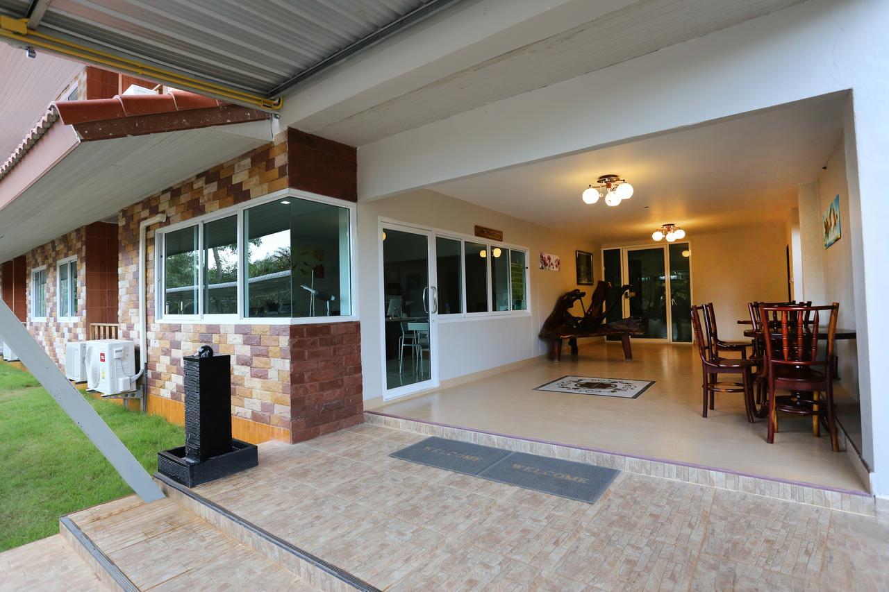 Baan Bangrak Residence Trang Eksteriør bilde