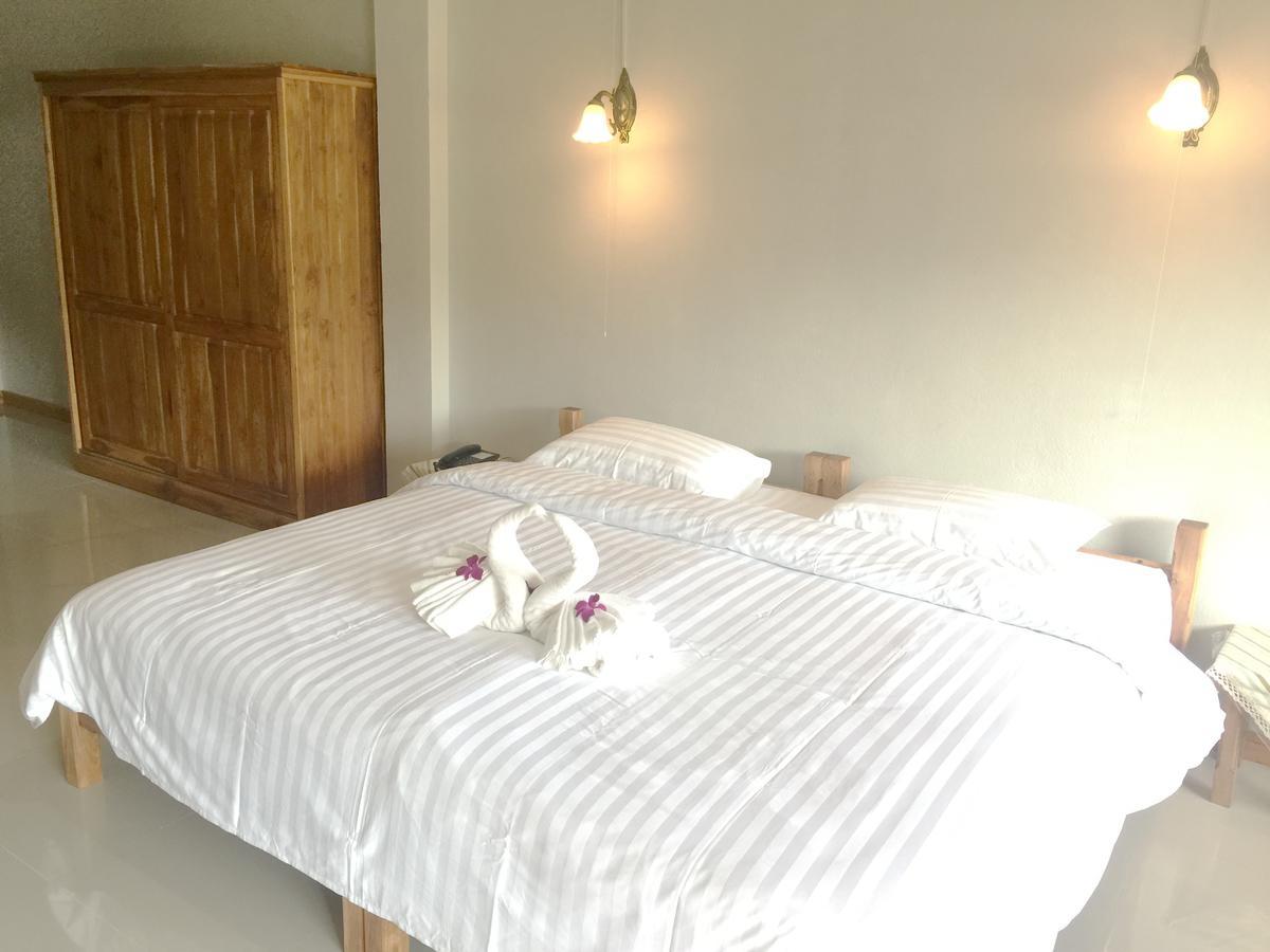 Baan Bangrak Residence Trang Eksteriør bilde