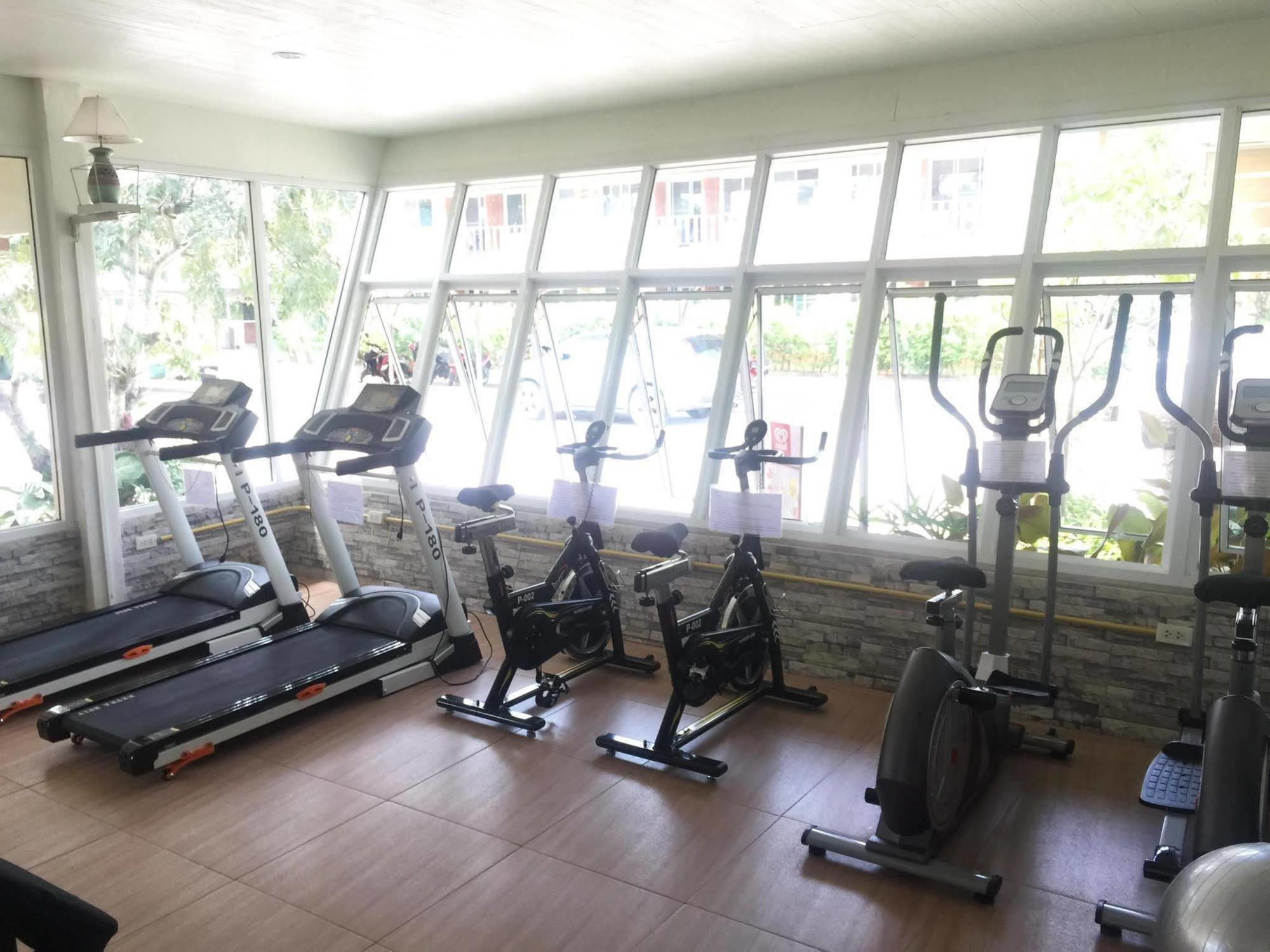 Baan Bangrak Residence Trang Eksteriør bilde